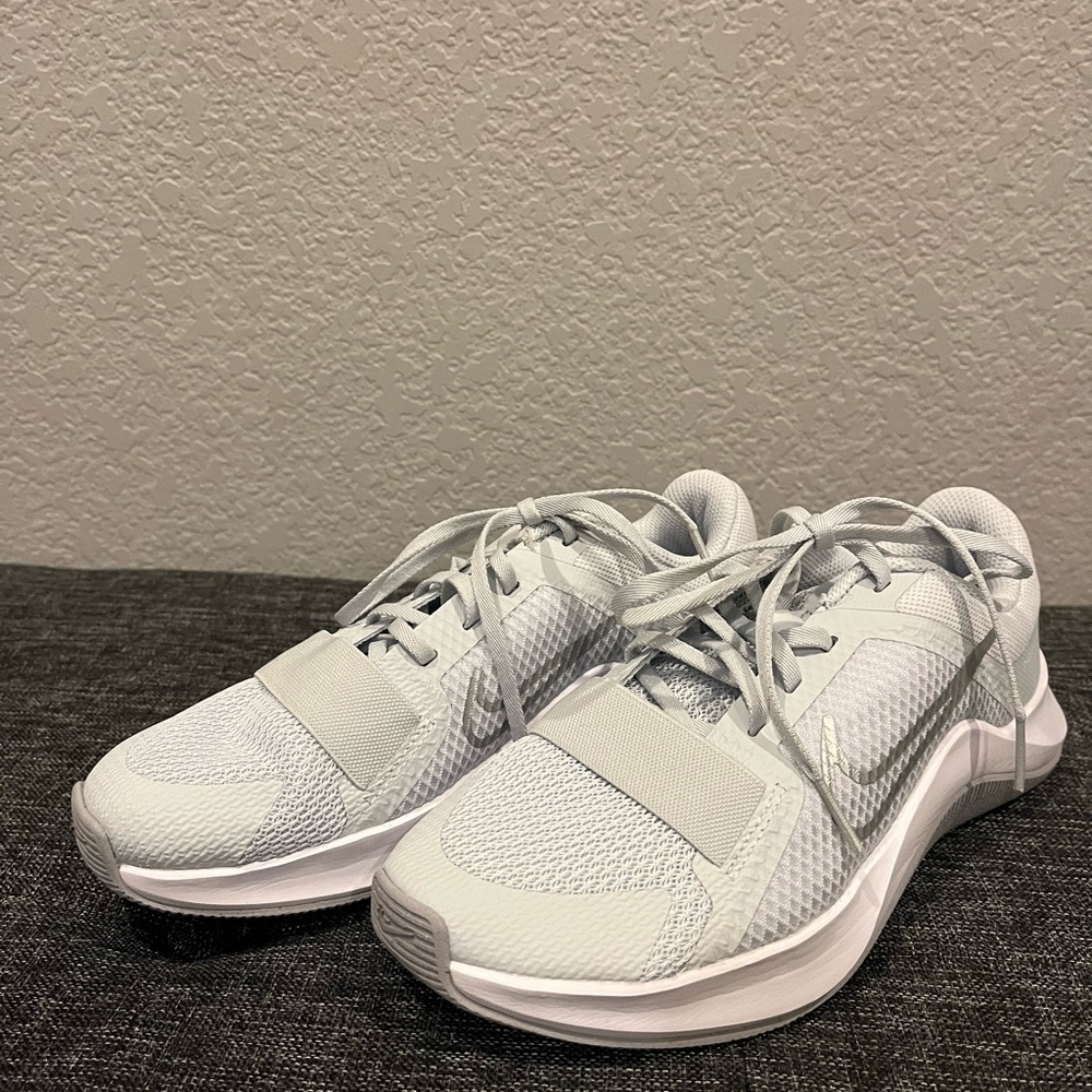 Nike. 6.5. New. Gray.